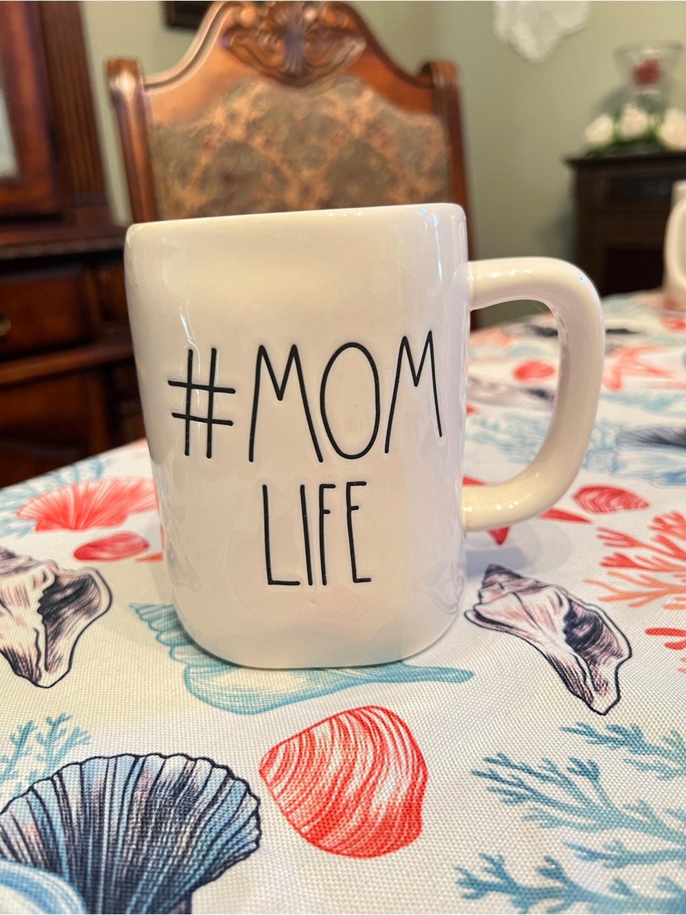 Rae Dunn White Ceramic Mug with Black “#MOM LIFE” Lettering